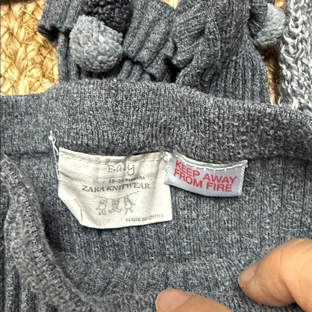 Zara Ribbed Legging And unbrand Boxy Sweater. 18-24 mo